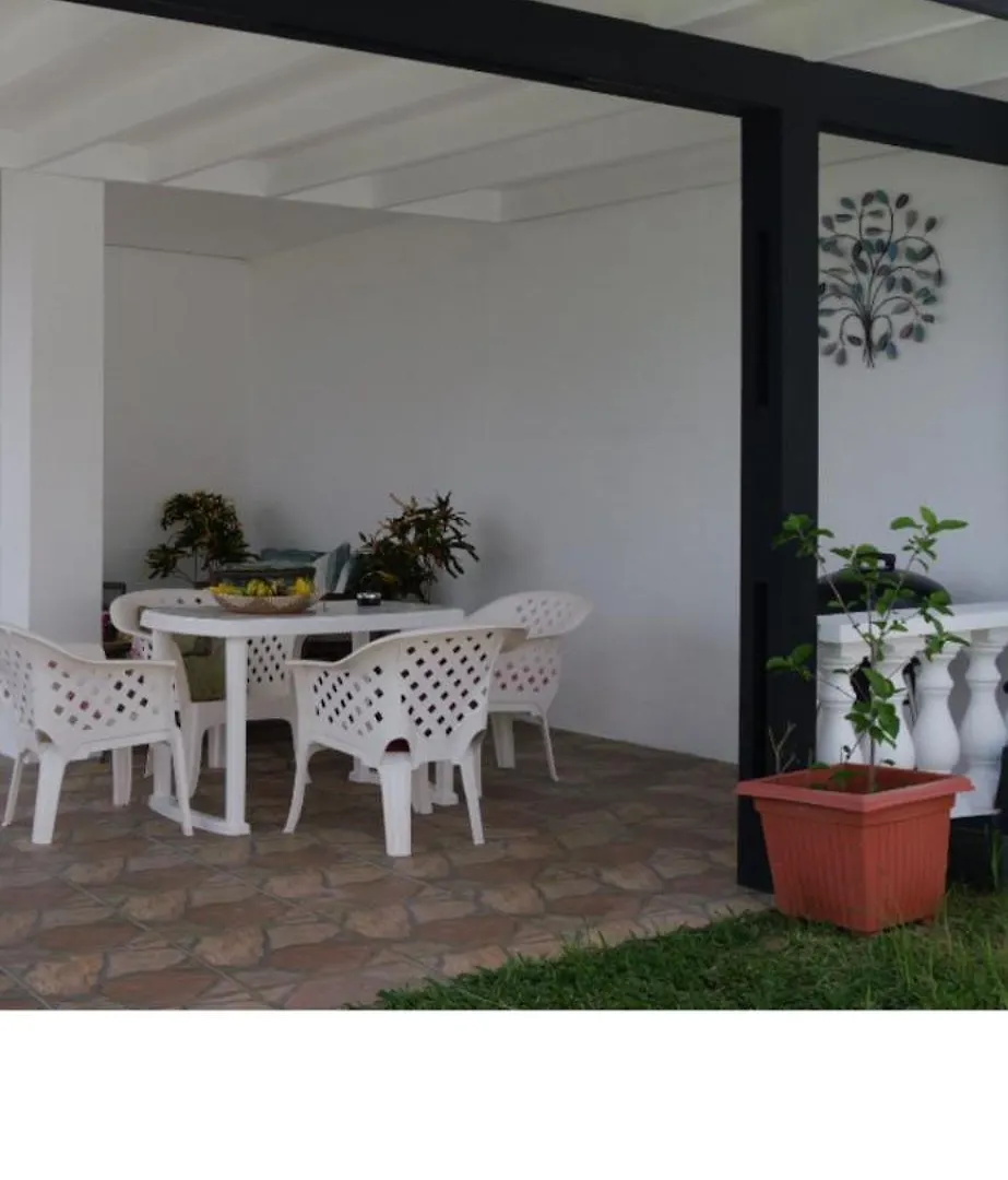 Prázdninový dům Vila Ogumka 2 , Self Catering , Santa Maria , Mahe , Seychelles Anse Royale